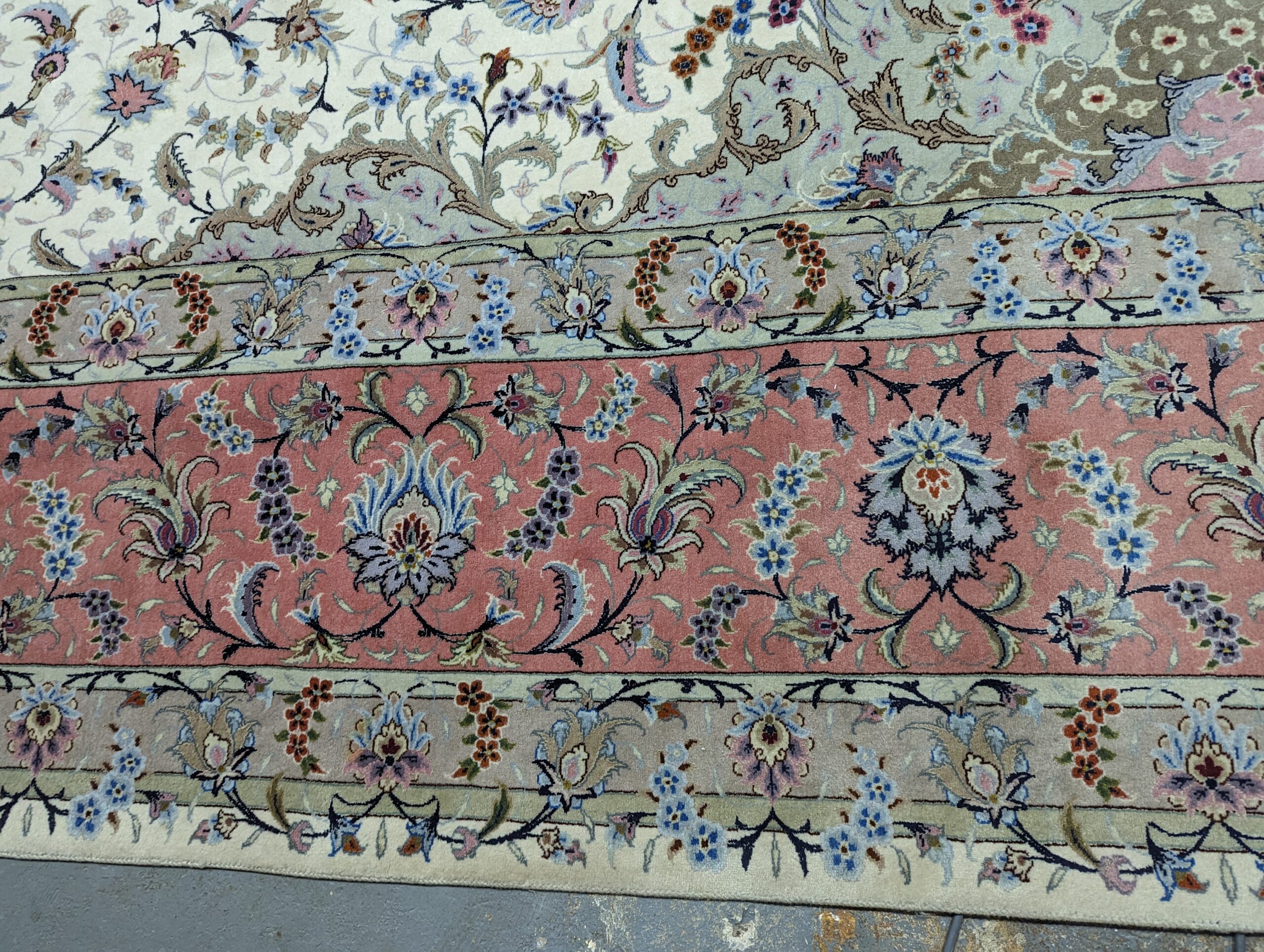 11'5" x 16'7" Tabriz Persian Rug