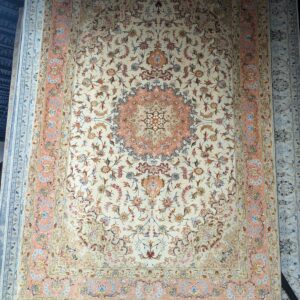 6'7" x 9'8" 50-Line Tabriz